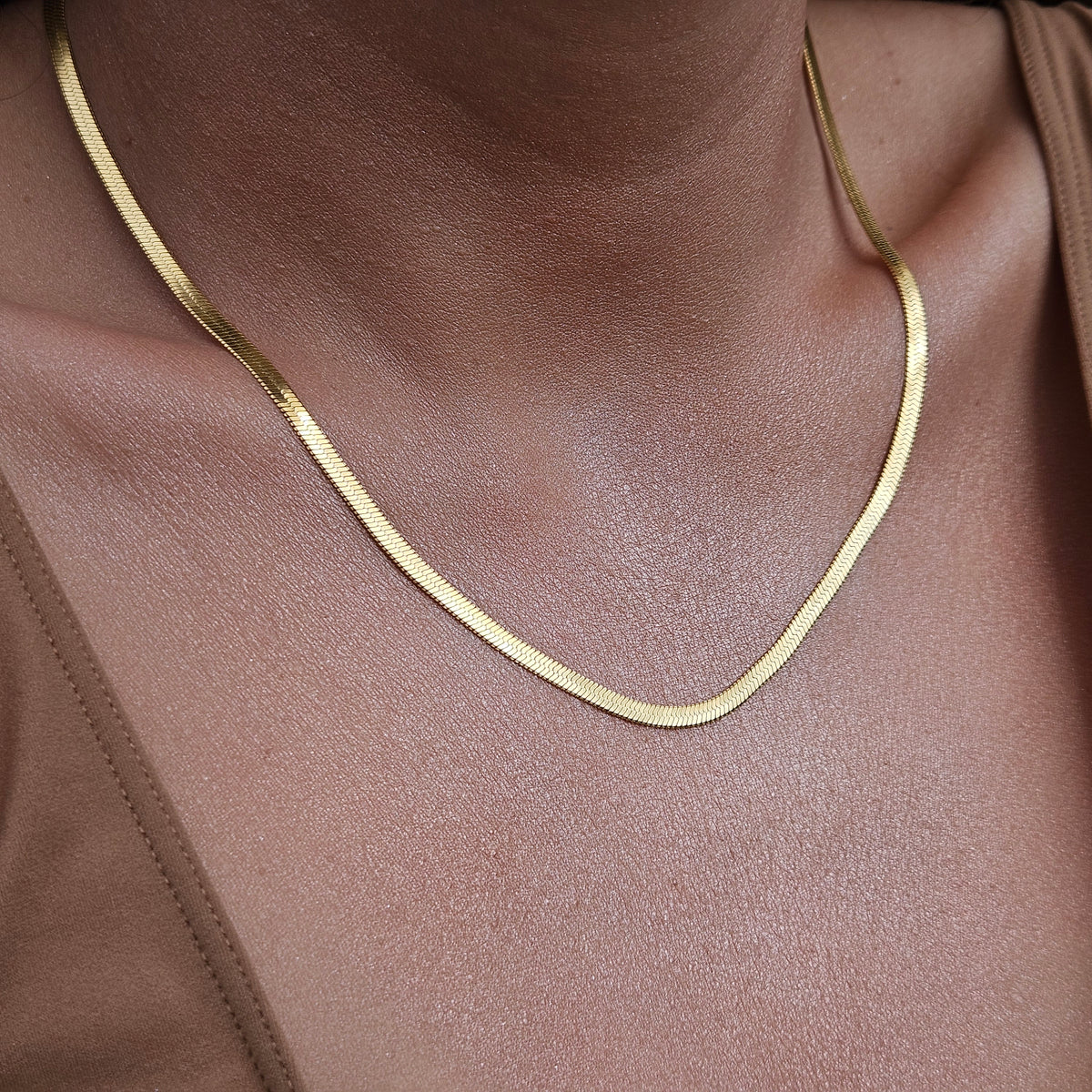 Herringbone Chain Necklace | 18K Gold Filled | Waterproof Layering Necklace