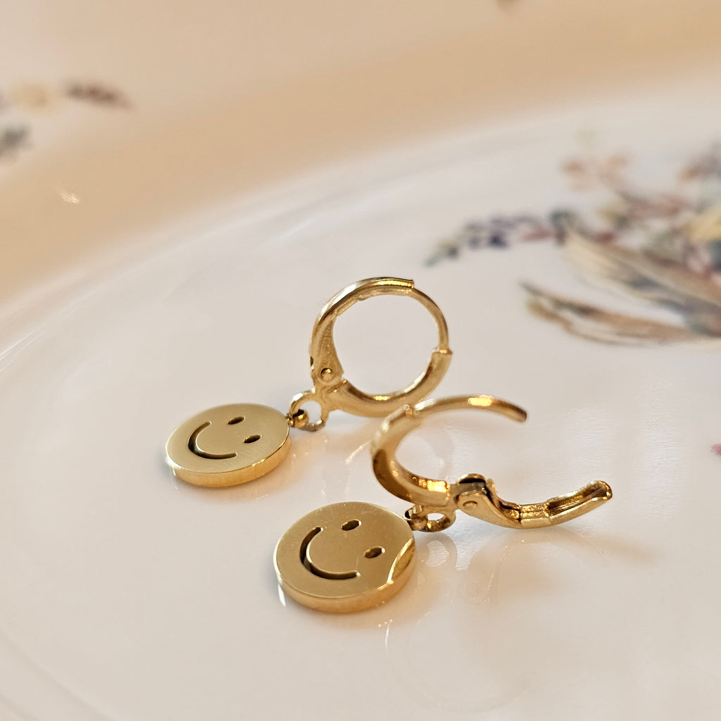 Smiley Face Necklace & Earrings Set | Cute Gold Jewelry