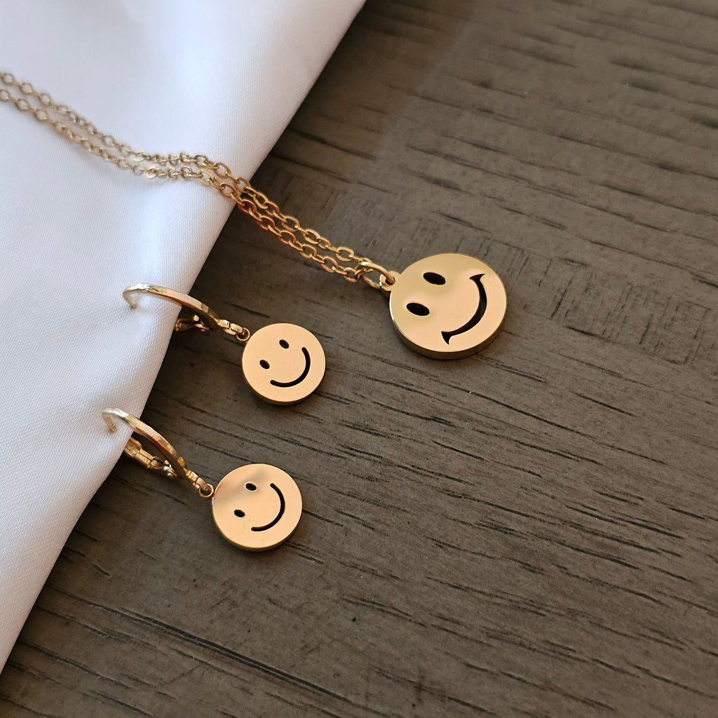 Smiley Face Necklace & Earrings Set | Cute Gold Jewelry