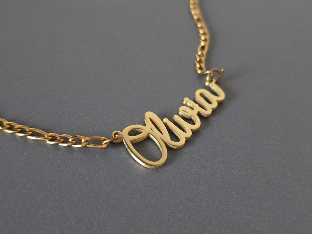 Custom Name Necklace: Personalized Jewelry Gift